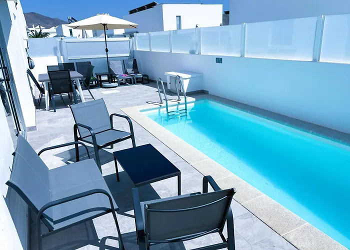 New York * Playa Blanca (Lanzarote)