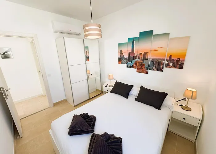 فيلة New York بلايا بلانكا